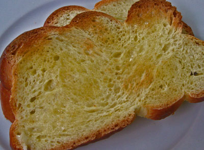 Saffron challah toast with butter