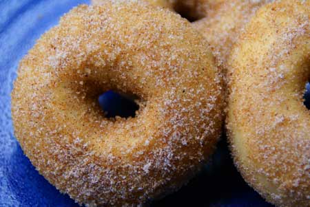 Baked doughnuts with cinnamon sugar