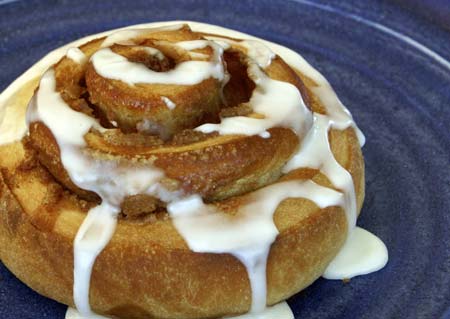 cinnamon-roll.jpg