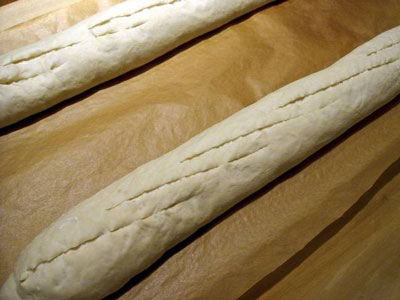 scored-baguettes