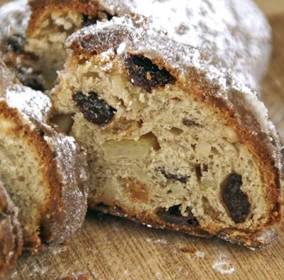 sliced stollen