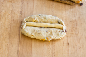 stollen-shape-3-wild-yeast-300