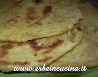 Fried Naan with Curry