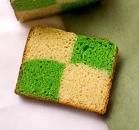 Two-color pandan cubic milk bread