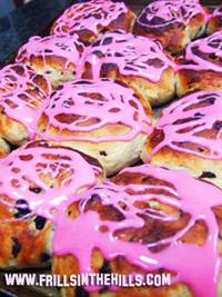 Currant buns