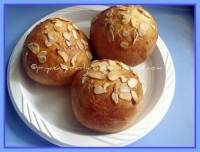 Sweet Almond Buns