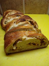 Scandinavian Apple Bread