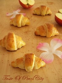 Mini Apple Croissant