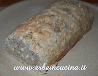 Whole Wheat Bread with Thyme and Sage