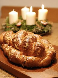 Vanocka (Czech Christmas Bread)