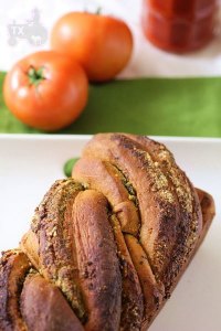 100% WW Tomato Pesto Bread