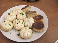 Sheng Jian Bao (Pan-Fried Bun)