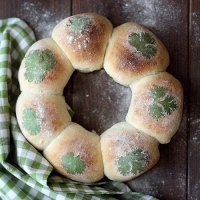 Milk And Cilantro Bread