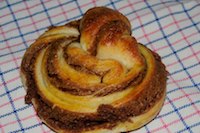 Kanelbullar With Cardamom And Cinnamon