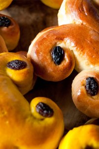 Joulupulla :: Finnish Christmas Buns