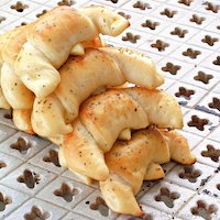 Cottage Cheese Crescents