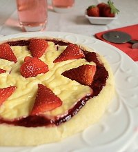 Strawberry Pizza