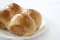 Sweet dinner rolls