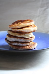 Ho-tteok, yeasted stuffed Korean pancakes