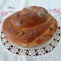 Spelt challah and rolls