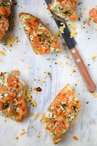 Baguette With Garlic Prawns