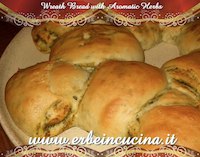 Wreath Bread With Aromatic Herbs