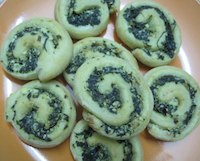 Spinach Feta And Toasted Pinenut Pinwheels