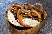 Lye Pretzels With Whole Grain