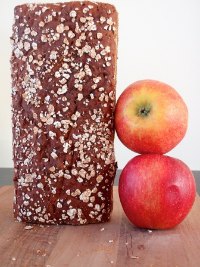 Apple-rye Bread