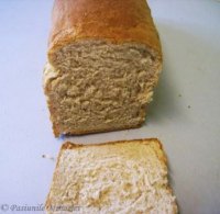 Soft Sandwich Bread With Whole Wheat Flour
