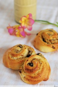 Easter Swirl Buns With Egg Liqueur