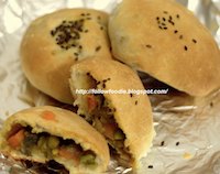 Stuffed Masala Buns