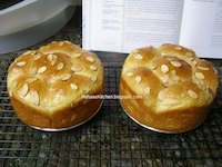 Brioche Cake With Caramel Custard Cream