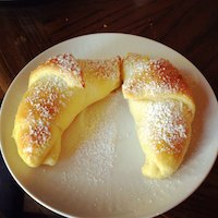 Brioche Crescent Rolls With Lemon Curd