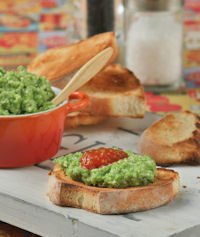 Crostini With Pesto Peas And Ricotta