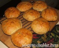 Jalapeno Cheddar Buns