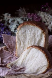 Cream Cheese Soft Sandwich Loaf + Pineapple Buns