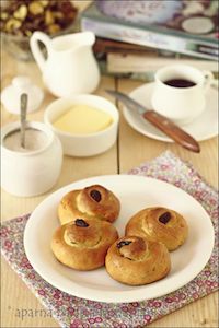 Lussekatter/ Lussebulle Or St. Lucia Rolls