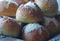 German Pretzel Rolls (Laugenweck)