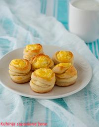 Muffins With Cheese