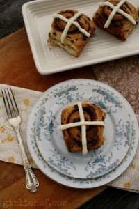 Hot Cross Cinnamon Buns