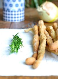 Rosemary, Sweet Onion & Black Pepper Grissinis