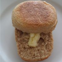 Light Wheat English Muffins