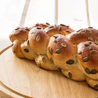 Rich Challah With Whole-wheat Flour