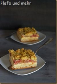 Rhubarb And Custard Streusel Cake