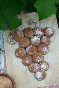 Beaujolais Bread Rolls