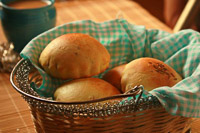 Komaj, A Persian Stuffed Bread