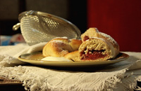 Whole Wheat Bagels With Jam