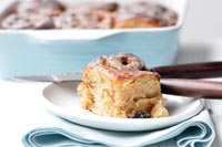 Cinnamon Raisin Buns