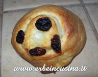 Pain aux raisins (French Raisin Buns)